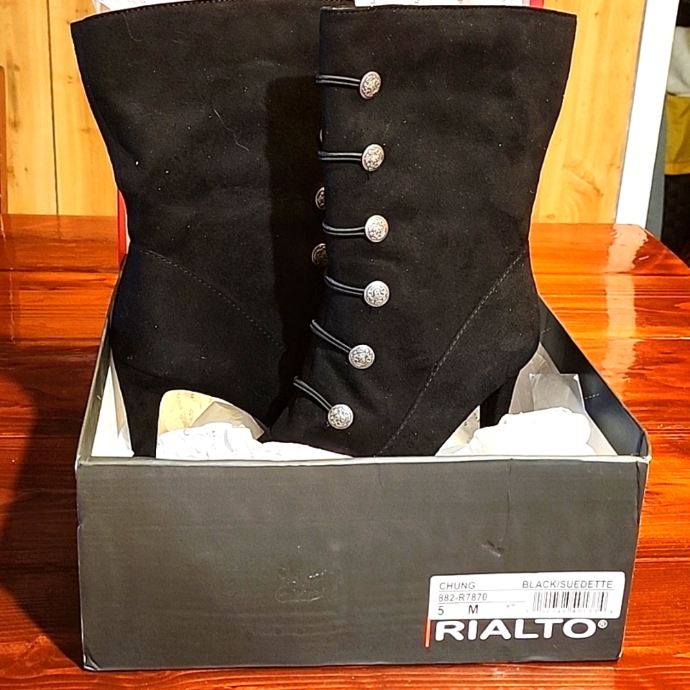 Women's Rialto Cavalier Bootie -